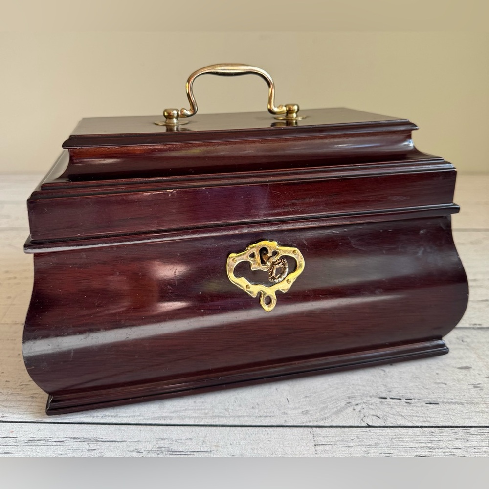 Mahogany Wood Jewellery Box with Key